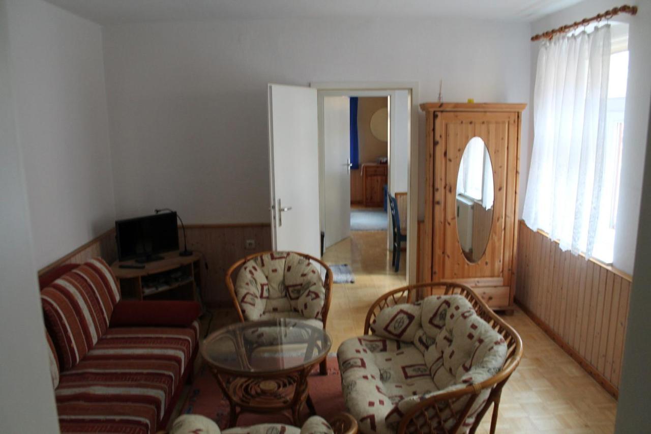Apartamento Zentral Im Gruenen Zittau Exterior foto